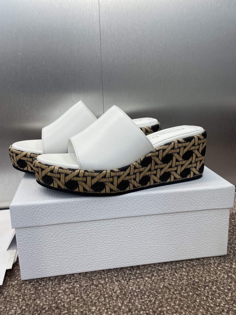 chr1st1an D10r slippers